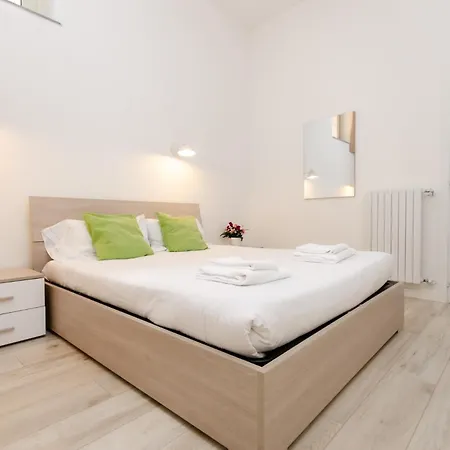 Vivimihome - Duomo Cioffi House Residence Milan Extérieur photo